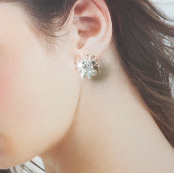 Pearl combi earrings (clear) 3枚目の画像