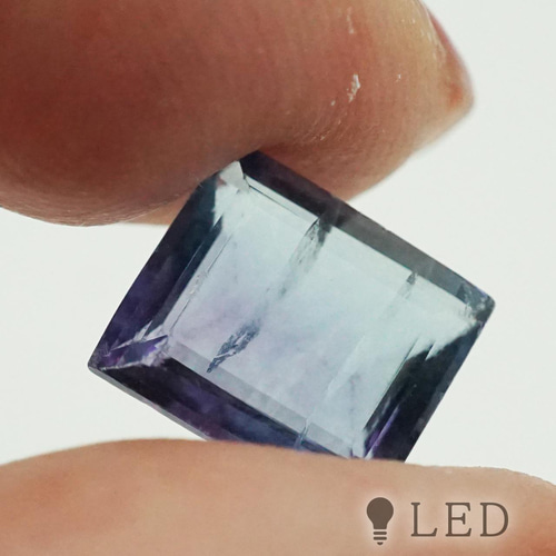 フローライト 青色 紫色 手のひらサイズ 高品質++]ブルーフローライトブレスレット（約10.5mm玉） - 埼玉