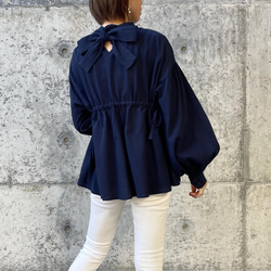 フリルネックキャンディースリーブブラウス　MELUMO フリルネックキャンディースリーブブラウス｜MELUMO