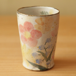 粉引き色んなお花のフリーカップ。 4枚目の画像