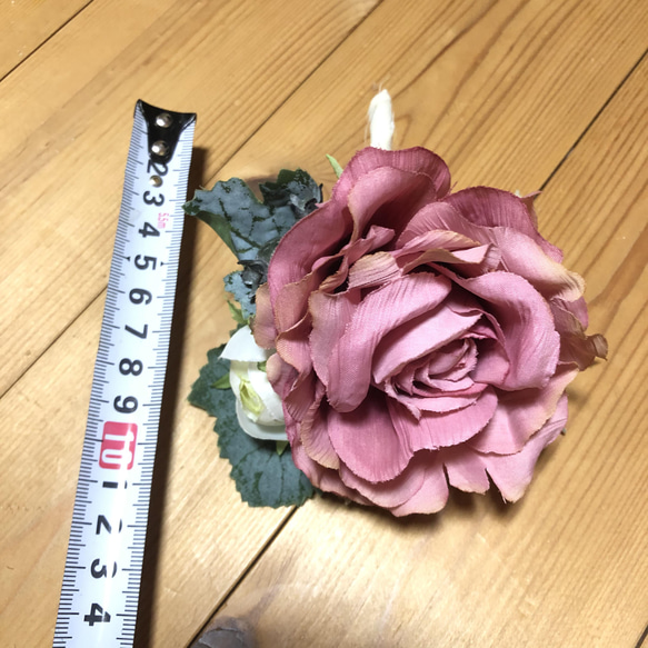 【アートフラワー】大きなピンクのバラのコサージュ 5枚目の画像