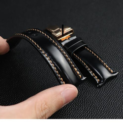 受注製作　新喜皮革コードバン　無双仕立て　時計ベルトオーダーメイド　ブラック・ローズゴールドステッチ  腕時計 6枚目の画像