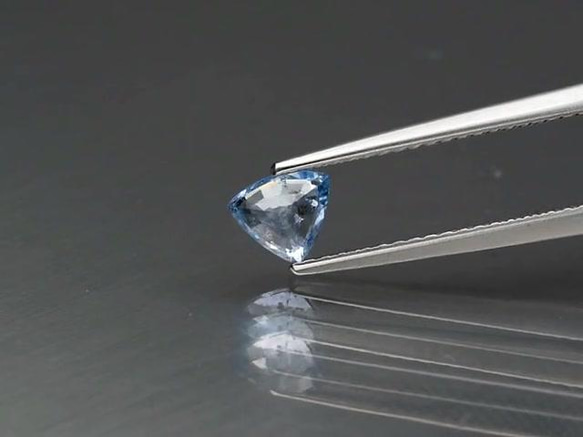 天然石 ブルー サファイア ルース 0.45ct マダガスカル産　綺麗なブルーカラーの色味！ 5枚目の画像