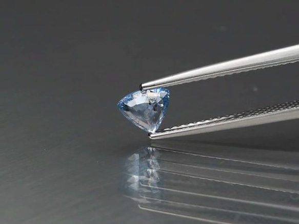 天然石 ブルー サファイア ルース 0.45ct マダガスカル産　綺麗なブルーカラーの色味！ 8枚目の画像