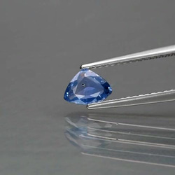 天然石 ブルー サファイア ルース 0.62ct マダガスカル産 非加熱　綺麗なブルーカラーの色味！ 3枚目の画像