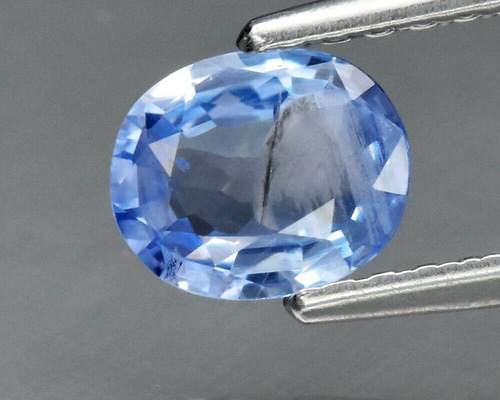 【限定特価】 天然石 綺麗な マダガスカル産 0.64ct ルース サファイア ブルー その他