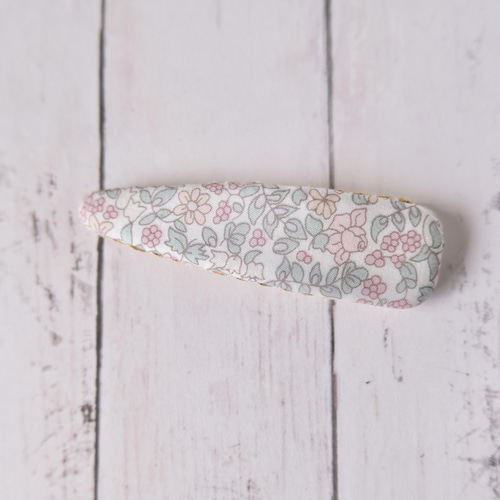 薔薇手刺繍のパッチンピンSet(アイスピンク) ヘアピン ししゅ