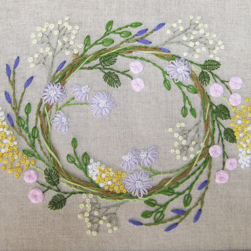 ＊こりどらす＊布リース　刺繍リボン　紫陽花リース 紫陽花の刺繍リース | ami embroidery