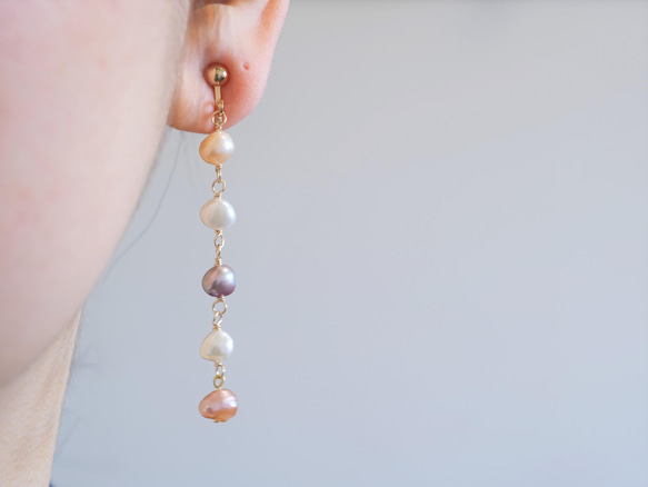 multi pink pearl earring：淡水バロックパール　ロングイヤリング・ピアス 4枚目の画像