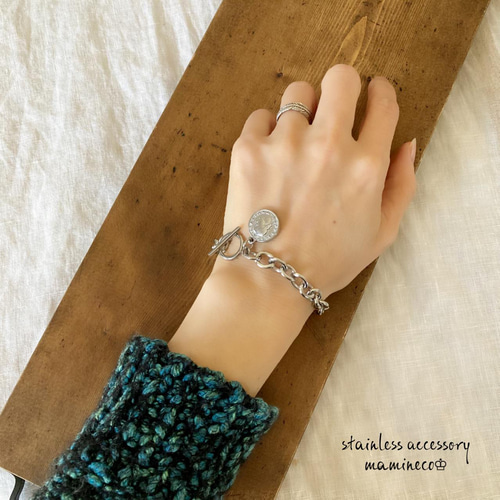 オールステンレス製 マンテルブレスレット コインチャーム付き 小豆