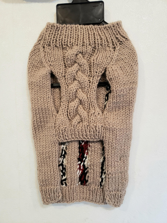 犬服♪３色編み込みのアラン模様手編みセーター エル・ウエーブオリジナル 2枚目の画像