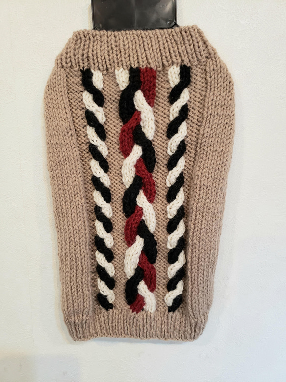 犬服♪３色編み込みのアラン模様手編みセーター エル・ウエーブオリジナル 1枚目の画像