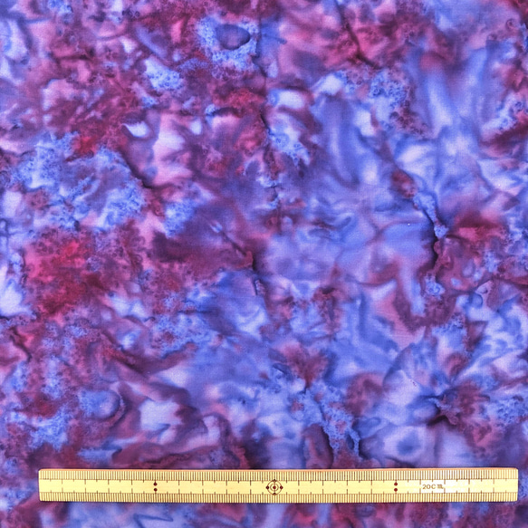 USAコットン　FABRICS THAT CARE　バティック生地　Keavenly Purples 3枚目の画像