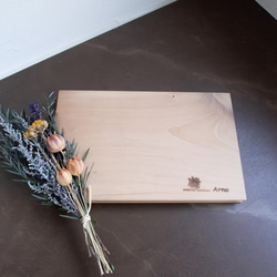 イチョウのまな板・Mサイズ ／ キッチン まな板 カッティングボード 母の日 木 木製 便利 敬老の日 1枚目の画像