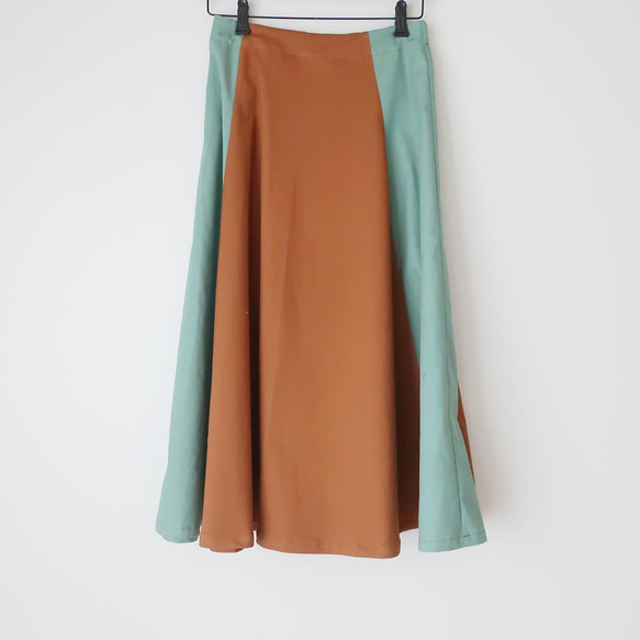 【再販不可】着丈80cm ６枚はぎスカート（フリー／茶色＋モスグリーン） 1枚目の画像