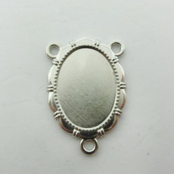 再販＜3個＞18×13mm:３カン付きオーバルコネクターセッティング（シルバー） 1枚目の画像