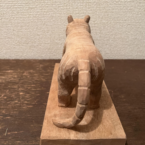 五黄の虎 木彫り彫刻 立体 獅子 寅年 その他置物 asatsuki 通販 五黄の虎 木彫り彫刻 立体 獅子 寅年 その他置物 asatsuki 通販