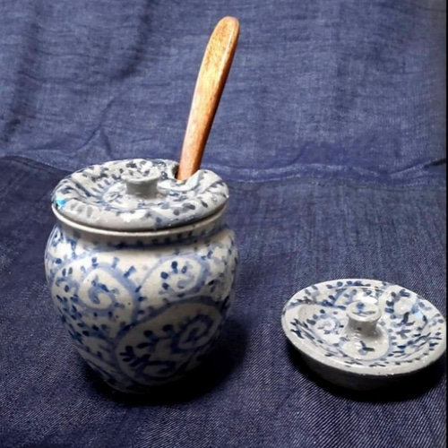 トルコ陶器　人物紋　蓋付き壺 imgrc0097097967.jpg