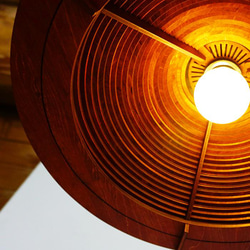 「かさ」木製ペンダントライト 5枚目の画像