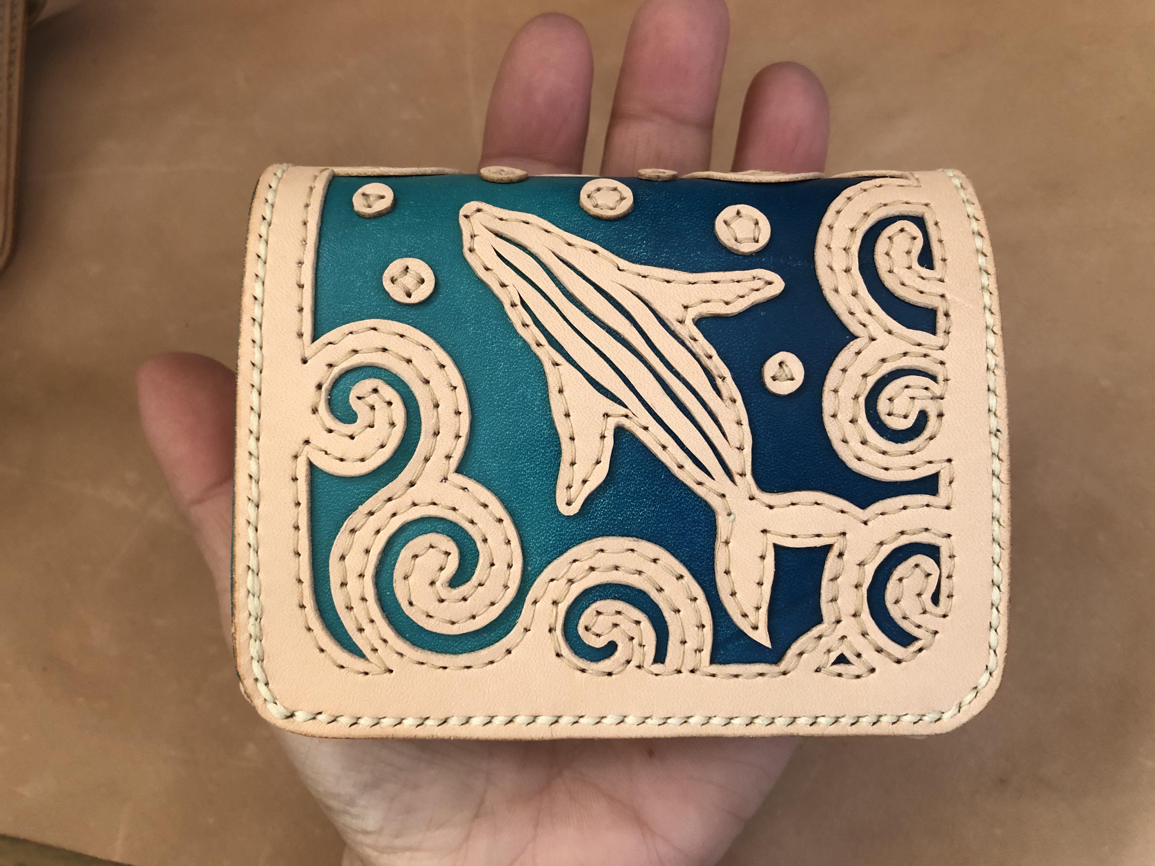 カード立てる変わった２つ折り財布