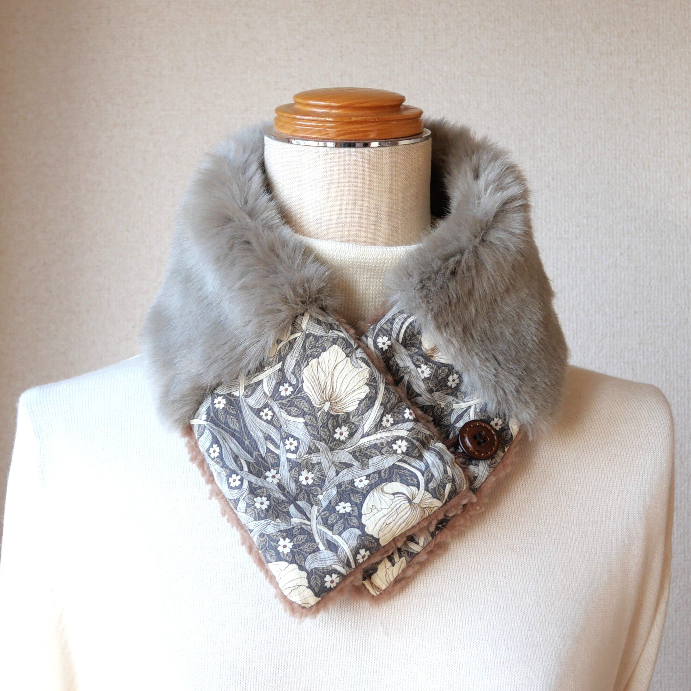 【今月の1点もの】ウィリアムモリス　ピンパネル×エコファーのミニマフラー