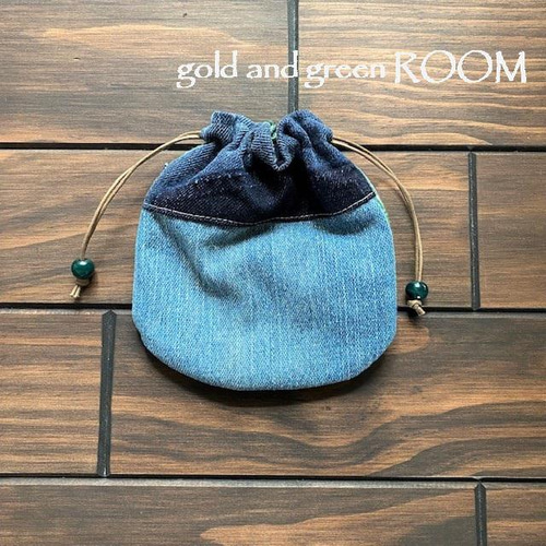 デニムリメイクの巾着ポーチ グリーンチェック 633 ポーチ