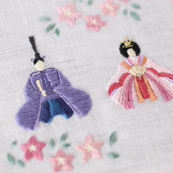 ひな祭り♪お雛様　桃の節句　手刺繍パネル　［受注制作］ 3枚目の画像