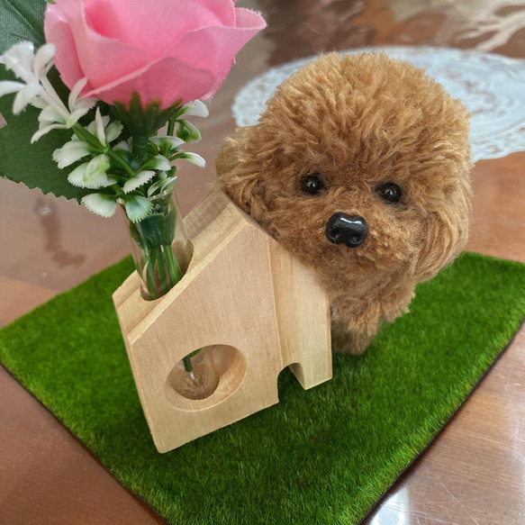一輪挿し⭐︎ペン立て⭐︎茶色 トイプードル ⭐︎犬ぽんぽん 羊毛 