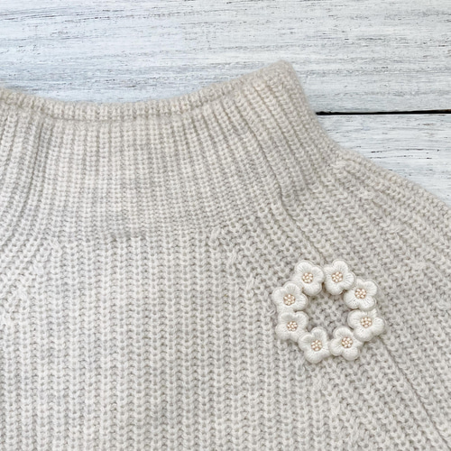〚ニル〛刺繍ブローチ　３点 ac00794b52ce14dae300412dfd9101