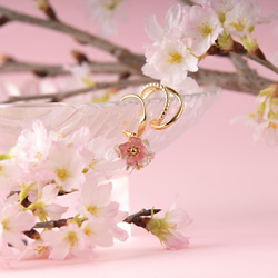 桜の花のイヤーカフ 4枚目の画像