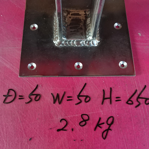 無塗装でアイアンな極太＆フラット鉄脚♪ 50×50×650mm □型 4脚ver  