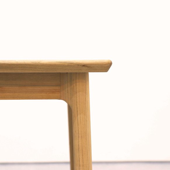 Hygge(ヒュッゲ)ダイニングセット（北海道産　サクラ仕様）／テーブル＋ベンチ＋椅子２脚のお買い得なセットです！ 9枚目の画像