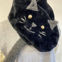 促銷價 ★ Resale x 3 最強蓬鬆保暖❤️ 舒緩貓毛圍巾（黑色） 第9張的照片