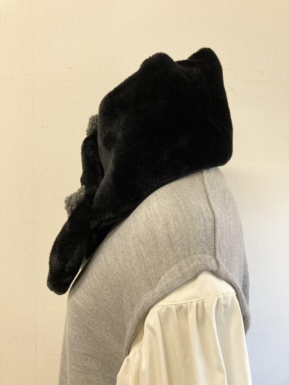 促銷價 ★ Resale x 3 最強蓬鬆保暖❤️ 舒緩貓毛圍巾（黑色） 第7張的照片