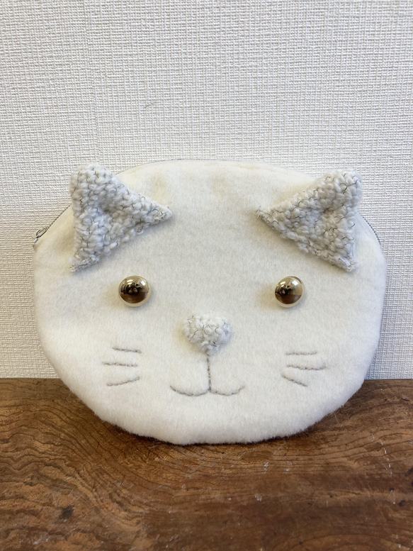 促銷價★蓬鬆可愛❤️貓毛袋（白色） 第8張的照片