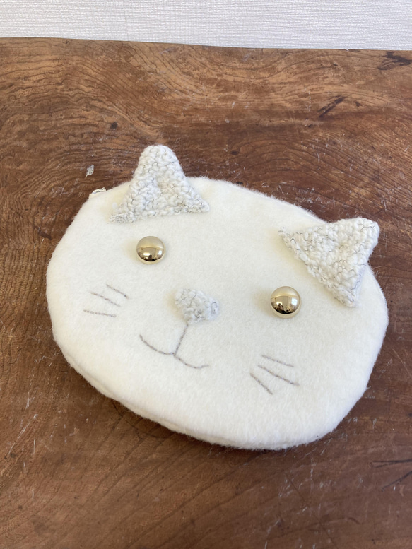 促銷價★蓬鬆可愛❤️貓毛袋（白色） 第3張的照片