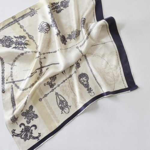 シルクスカーフ 53cm x 53cm 小判スクエア オリジナルイラスト