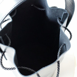 光滑皮革皮革手柄抽繩包黑色 L 尺寸 3way 繩索規格 第7張的照片