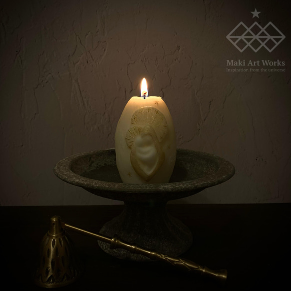 Madonna and child <soy & beewax candle> 〜平和と安らぎのキャンドル〜 10枚目の画像