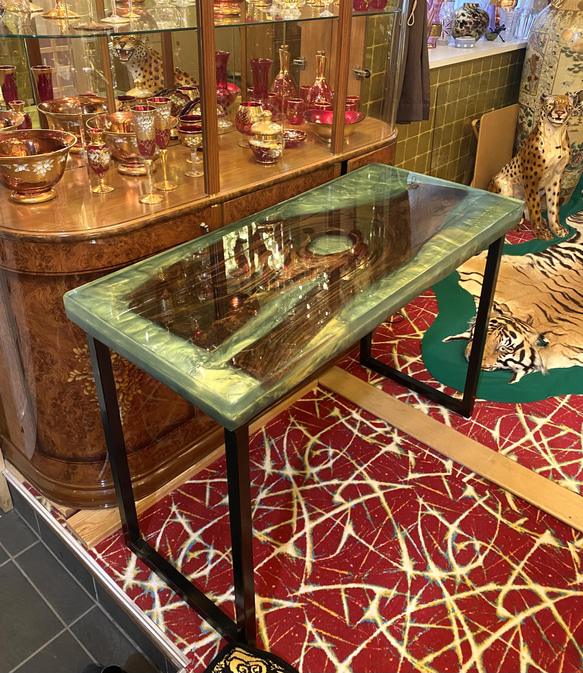 世界でたった一つの神代杉のウッドリバーテーブル 3枚目の画像