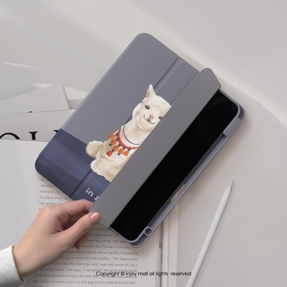 iPad case 12.9/Air5/iPad 9/mini6 系列 皮革平板保護套 自由自在草泥馬 第2張的照片