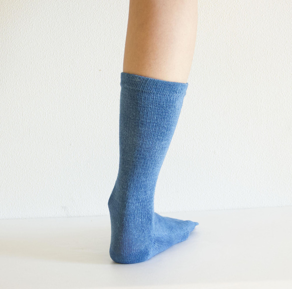 無農薬ヘンプ&コットン５本指靴下　（藍染め）　温活　22～24cm 5枚目の画像