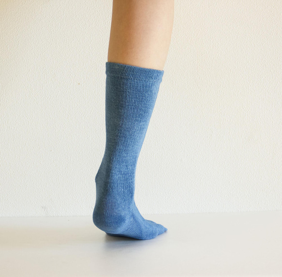 無農薬ヘンプ&コットン５本指靴下　（藍染め）　温活　22～24cm 6枚目の画像