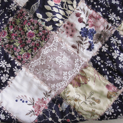 ♪Xmas sale♪リバティ 花の飾り縫い パッチワークキルトのバッグ ピンクMIX 8枚目の画像