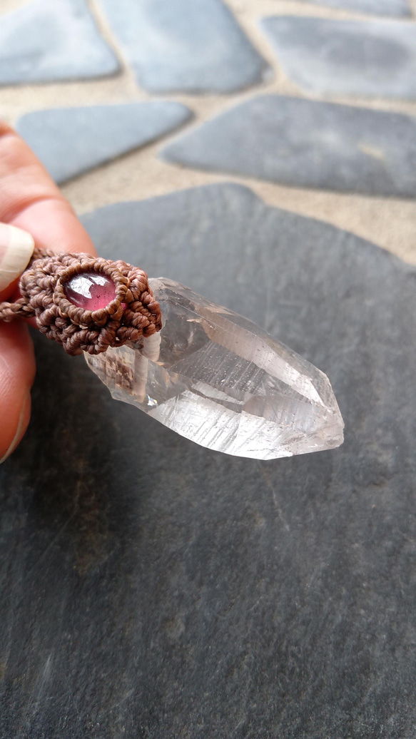 ヒマラヤ水晶 ガネッシュヒマール ＊ マクラメペンダント ネックレス15 ヒマラヤ水晶 ガネッシュヒマール ＊ マクラメネックレス ペンダント ①