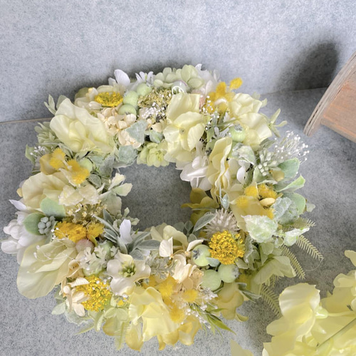 スイートピーとミモザのふんわりリース アートフラワー my craft 通販