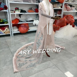 薄ピンク チュール打掛　着物　オーバードレス　レース羽織　ウエディングドレス　お色直し うす衣 花嫁和装 色打掛 7枚目の画像