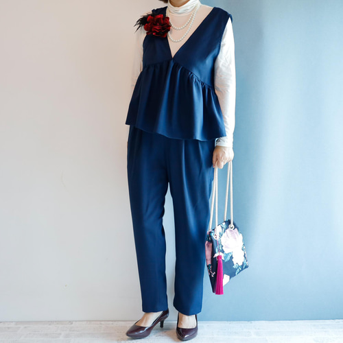 構築袖ボリュームトップス×パンツSET UP ネイビー　0サイズ Mila Owen（ミラオーウェン）の「構築袖ボリュームトップス×パンツ SET