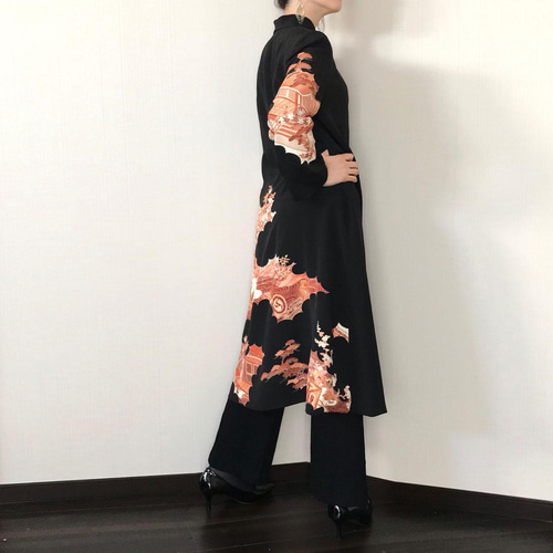 ロングコート * チャイナ風 【 着物リメイク 】 一点物 / 黒留袖 * 赤  