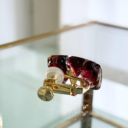 男女皆宜 [一月生日石] Effort valuate Garnet Stud Resin Resin Earrings Men 第2張的照片